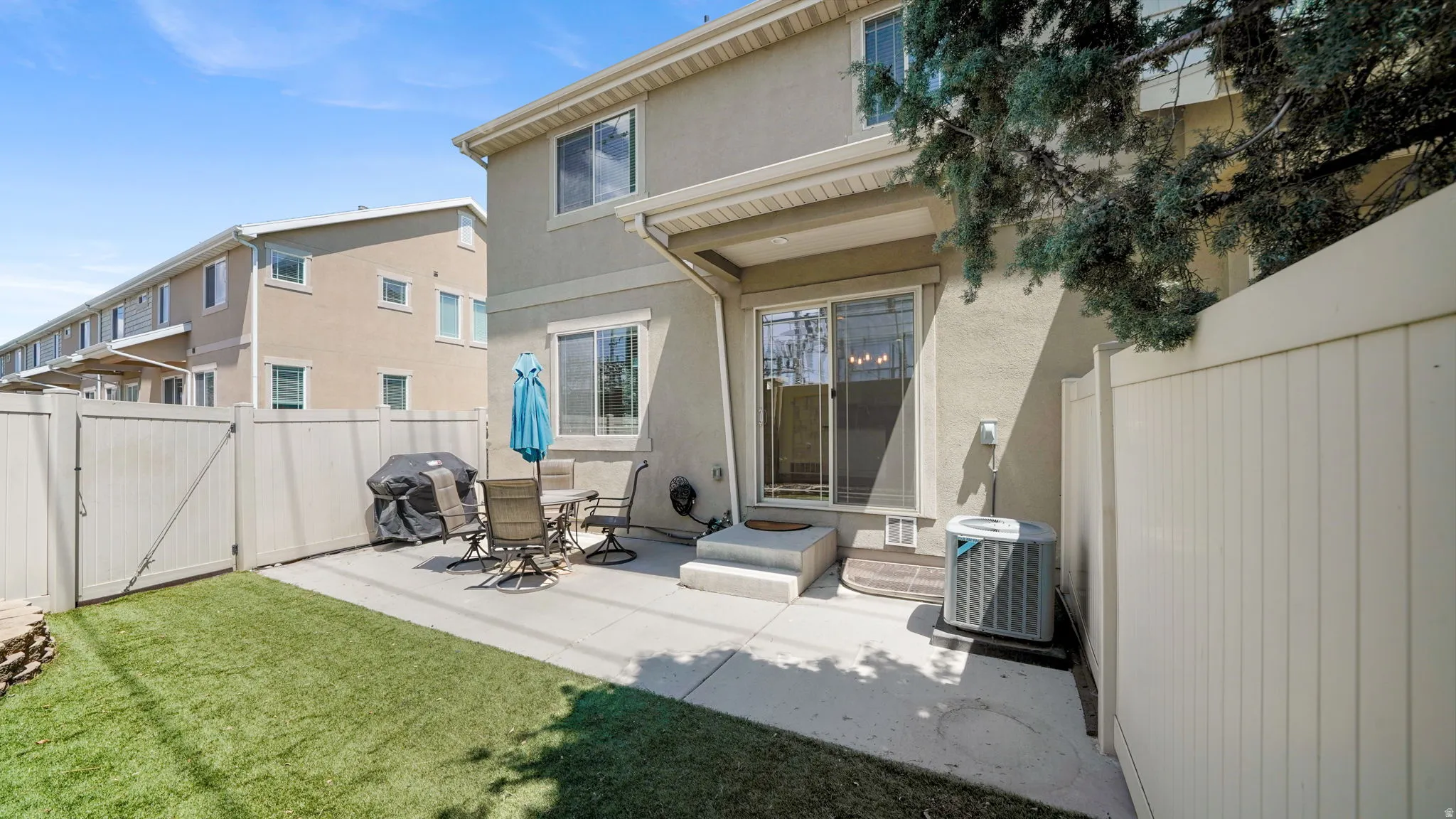 Large Backyard Space