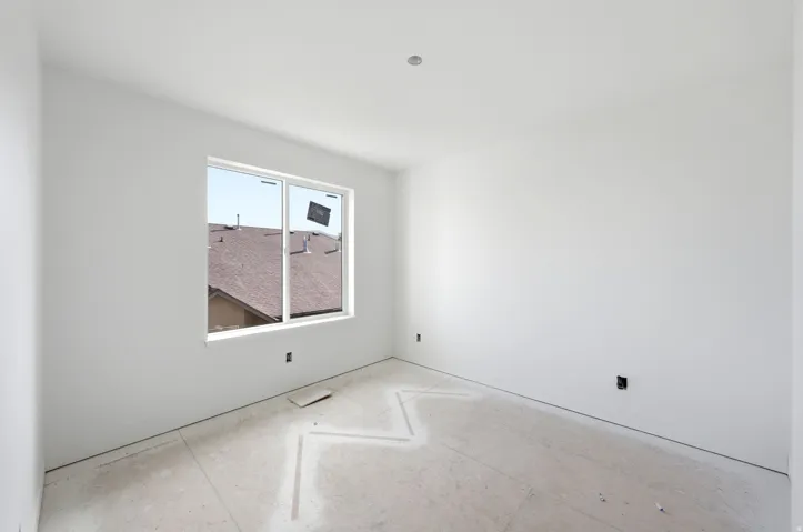 191 E 210 N, North Salt Lake, Utah 84054