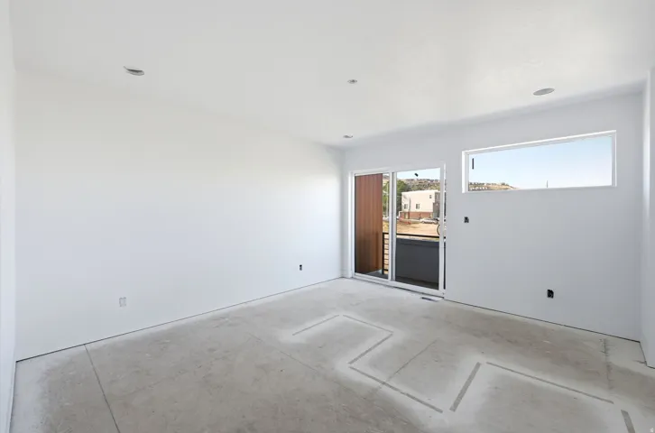 191 E 210 N, North Salt Lake, Utah 84054