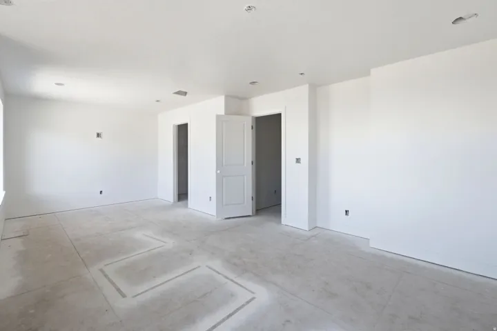 191 E 210 N, North Salt Lake, Utah 84054