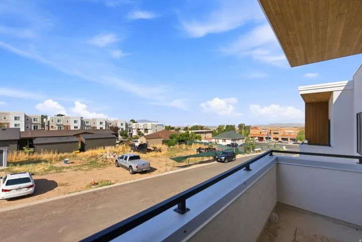 191 E 210 N, North Salt Lake, Utah 84054