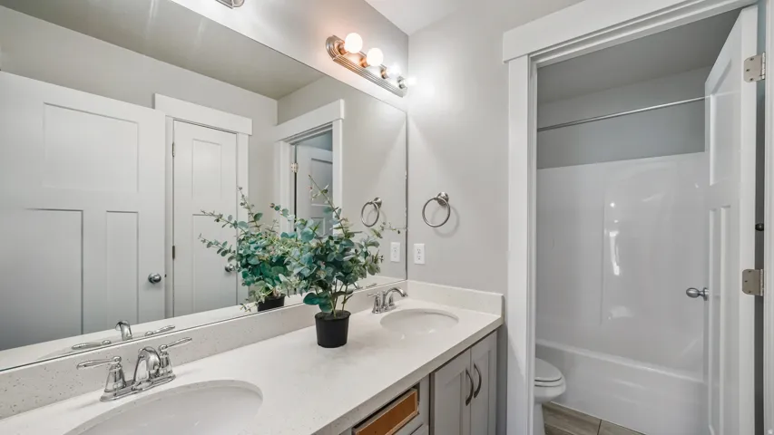 Upstairs bathroom