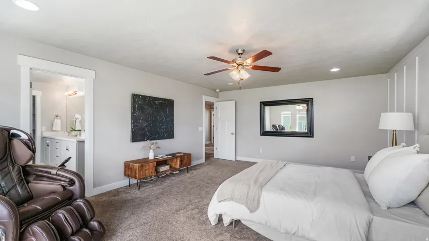 Huge Primary Bedroom
