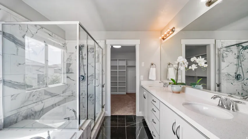 Huge Primary Bathroom