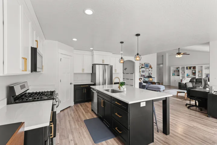 4674 N Ibapah St #830, Eagle Mountain, Utah 84005