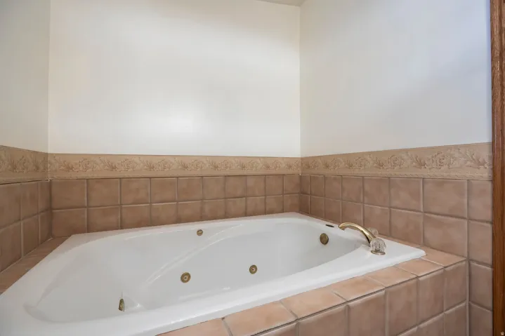 8745 S 1595 E, Sandy, Utah 84093