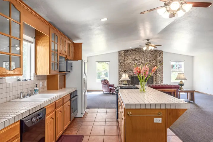 8745 S 1595 E, Sandy, Utah 84093