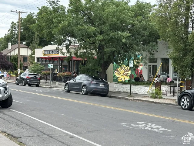 1525 E Kensington Ave, Salt Lake City, Utah 84105