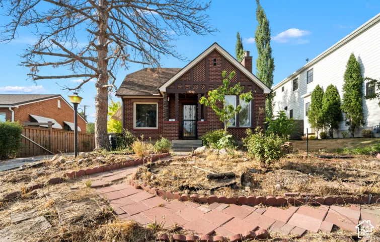 A rare opportunity in the heart of Wasatch Hollow an the 15th & 15th neighborhood.