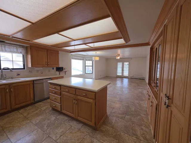 1094 E Loch Lomond Dr, Millcreek, Utah 84117
