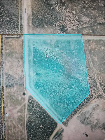 Aerial Property Map. Displaying the boundaries of the property and surrounding land features