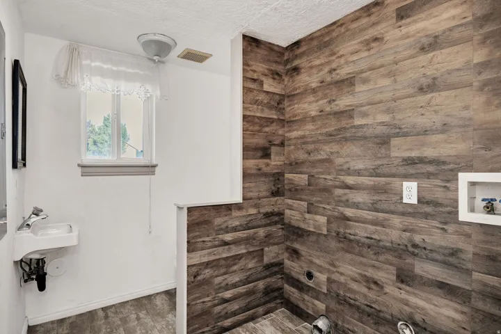 202 W 225 N, Providence, Utah 84332