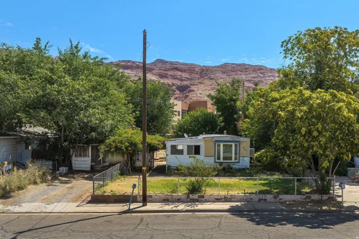 502 N Cliffview Dr, Moab, Utah 84532