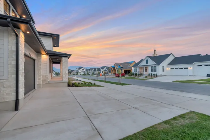 756 W Sara Dr, Saratoga Springs, Utah 84045
