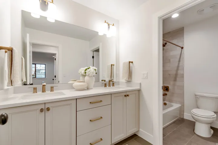 756 W Sara Dr, Saratoga Springs, Utah 84045