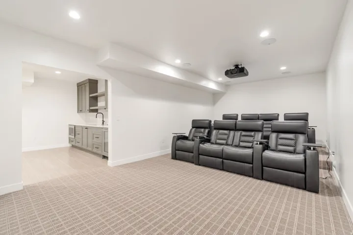 756 W Sara Dr, Saratoga Springs, Utah 84045