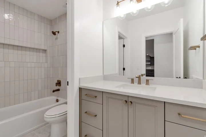 756 W Sara Dr, Saratoga Springs, Utah 84045