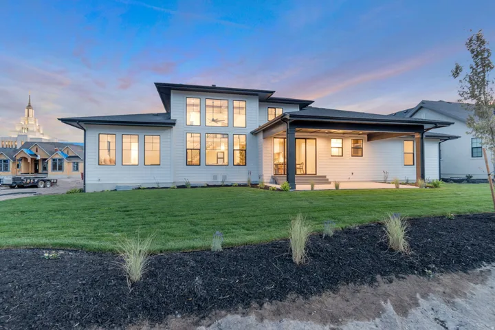 756 W Sara Dr, Saratoga Springs, Utah 84045