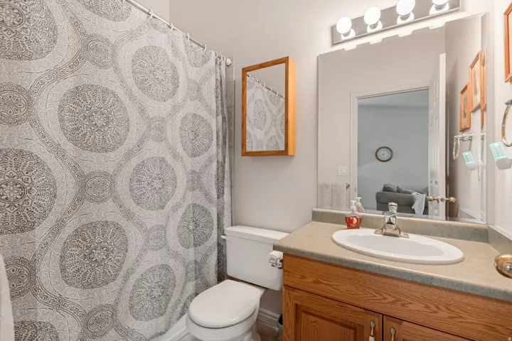 33 Clubhouse Dr, Stansbury Park, Utah 84074