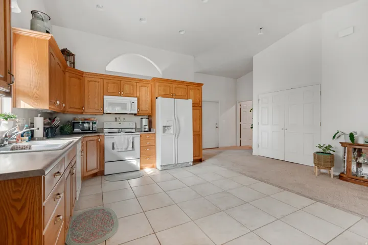 33 Clubhouse Dr, Stansbury Park, Utah 84074