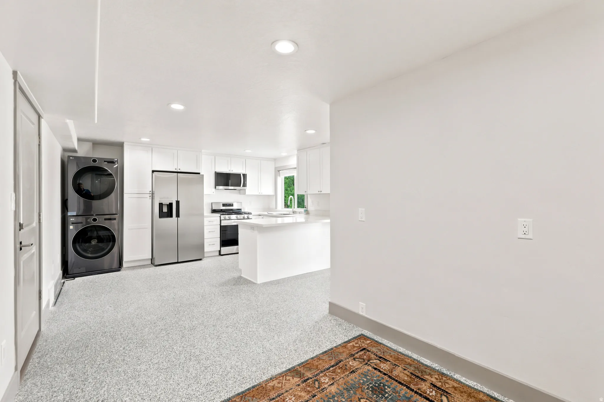 Second Kitchen & Second Laundry Hookup in the ADU