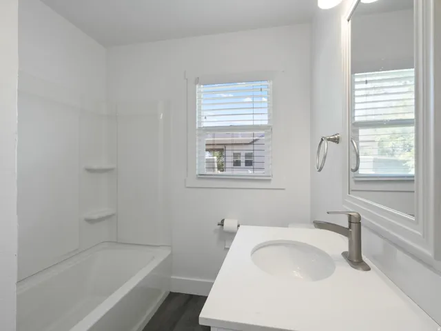 1811 Shepard Ln, Lake Point, Utah 84074