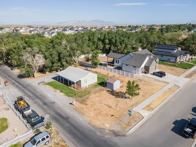 1811 Shepard Ln, Lake Point, Utah 84074