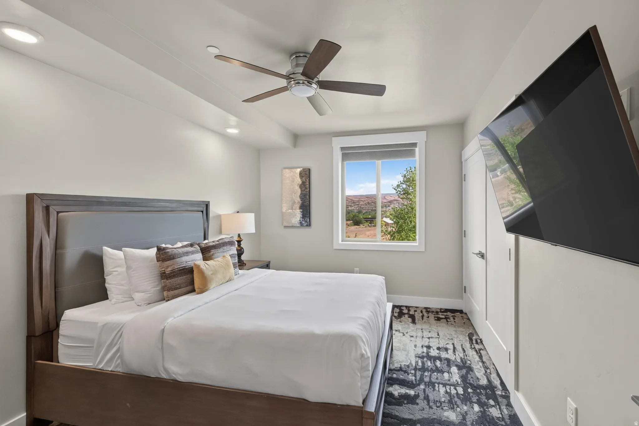 Second bedroom