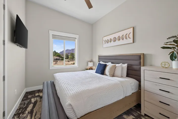 Second bedroom