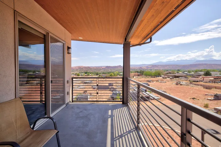 Balcony off of the primary bedroom