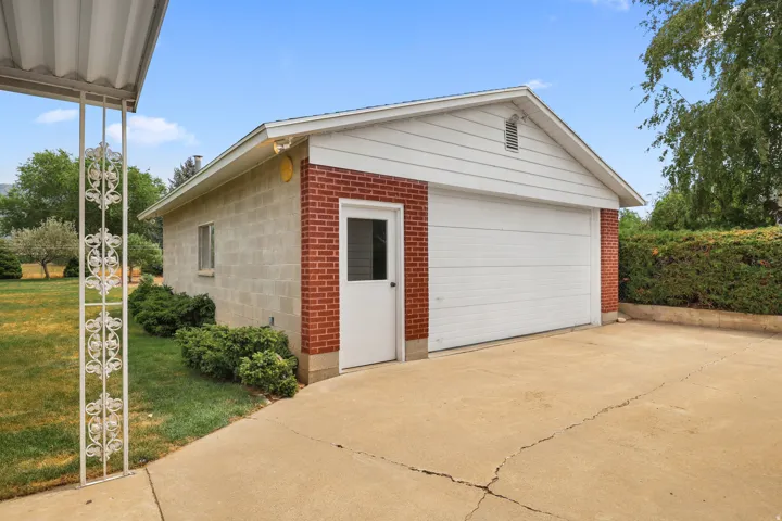 5030 S 300 W, Washington Terrace, Utah 84405