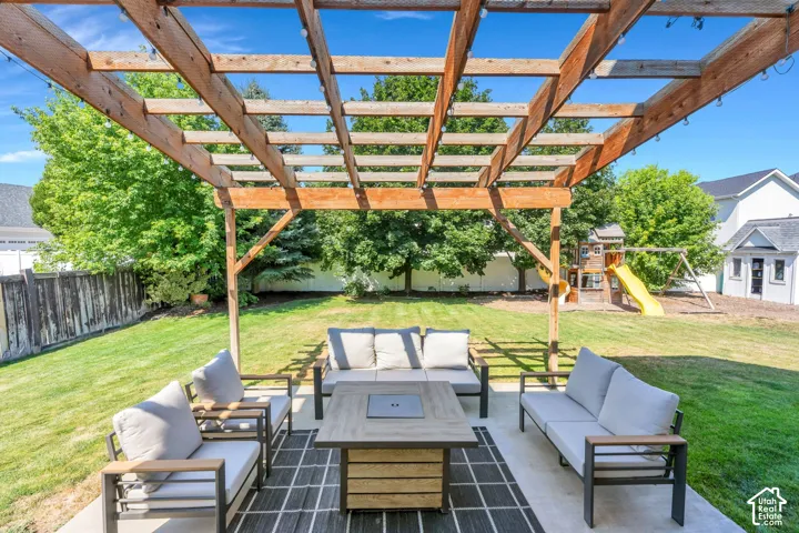 Ample space for enjoying gourmet delights!