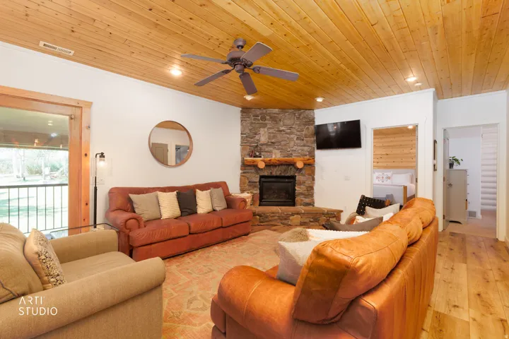 2876 E Greengrove Dr, Sundance, Utah 84604
