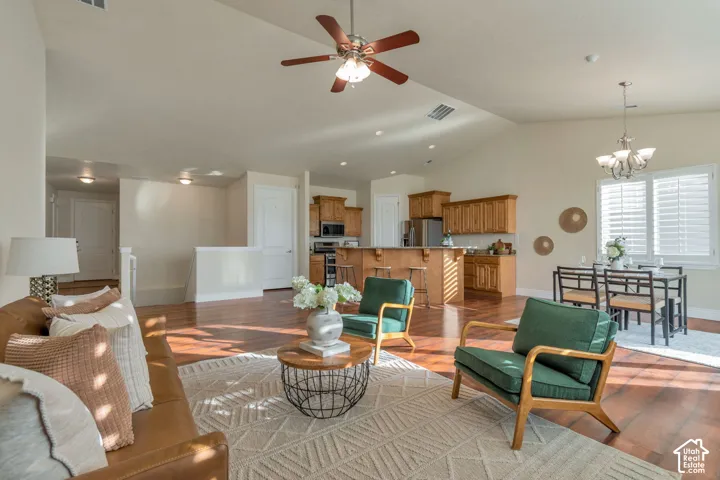 122 E Cottage Cv, Saratoga Springs, Utah 84045