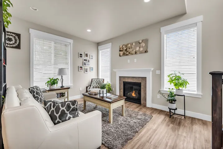 831 E Oakhampton Dr, Sandy, Utah 84094