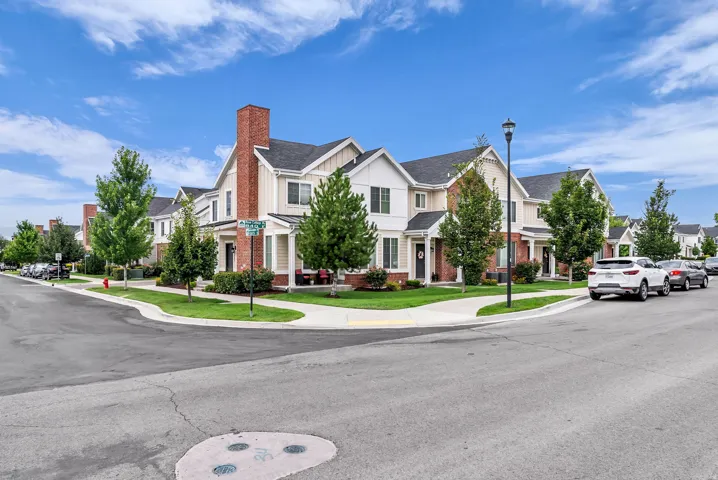 831 E Oakhampton Dr, Sandy, Utah 84094