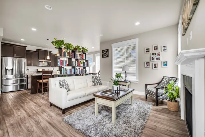 831 E Oakhampton Dr, Sandy, Utah 84094