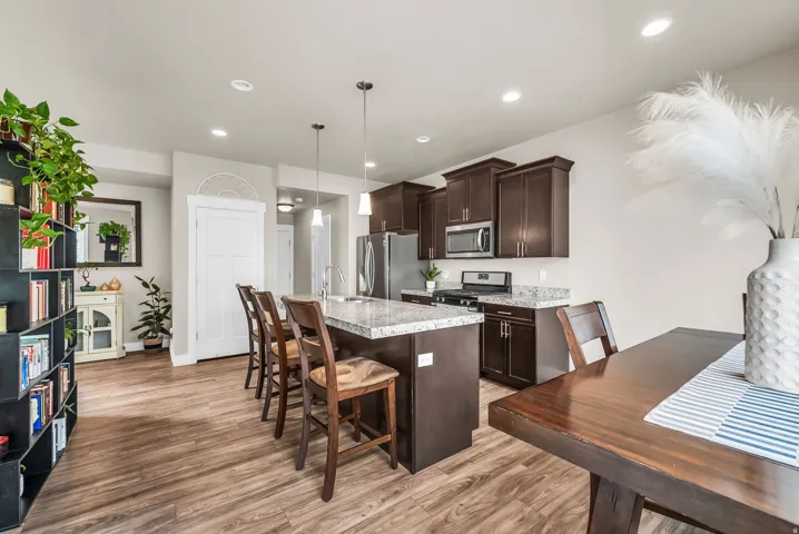831 E Oakhampton Dr, Sandy, Utah 84094