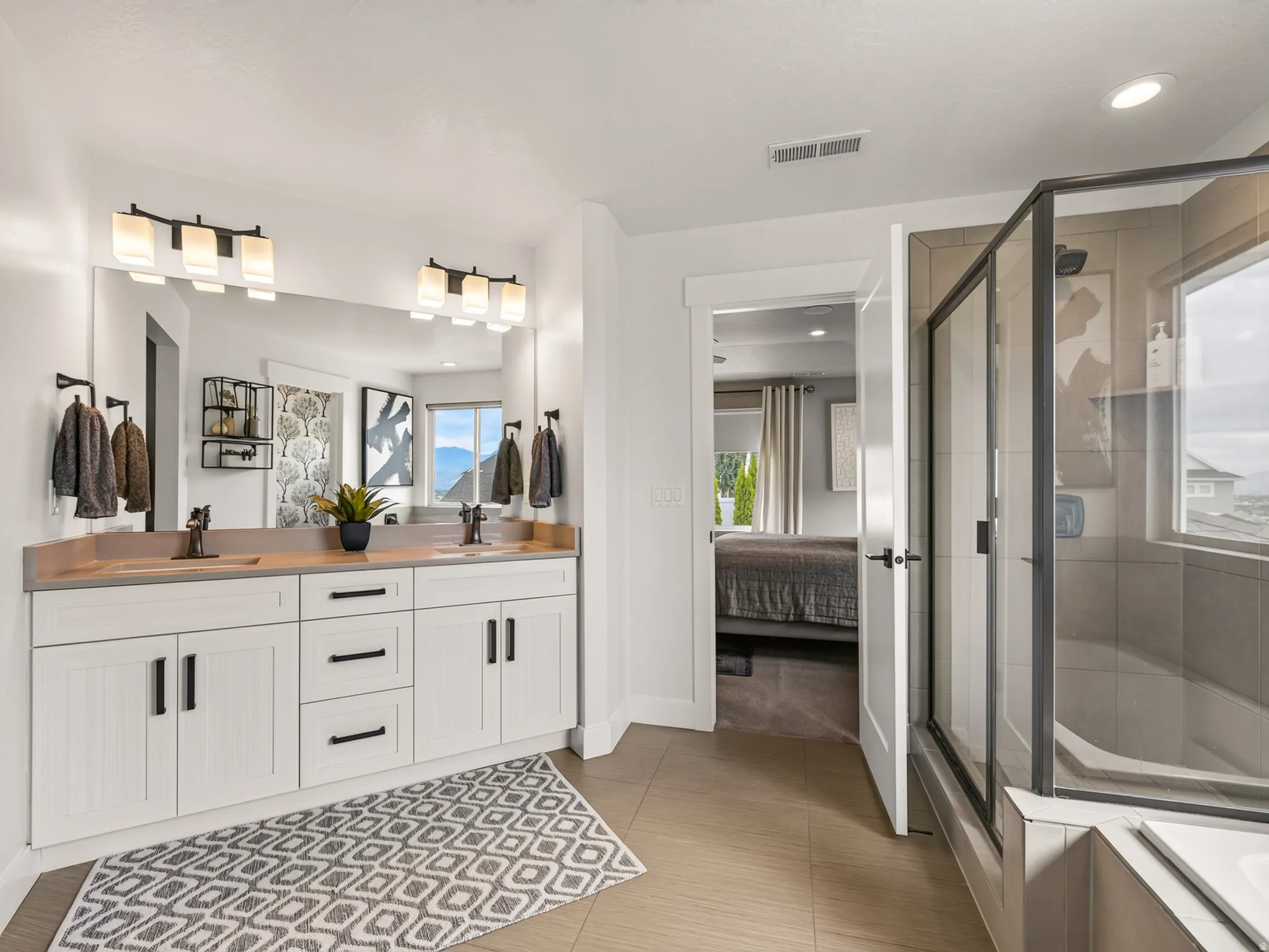 Beautiful master bath