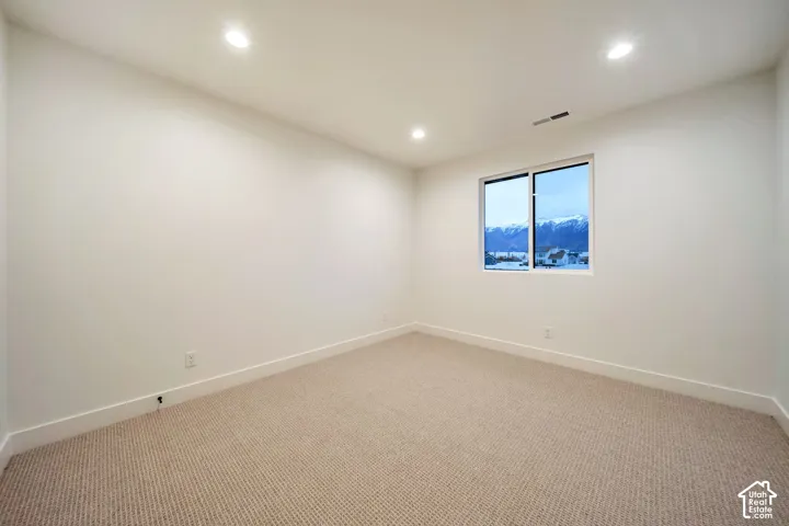 316 N Amber Ln, Layton, Utah 84041