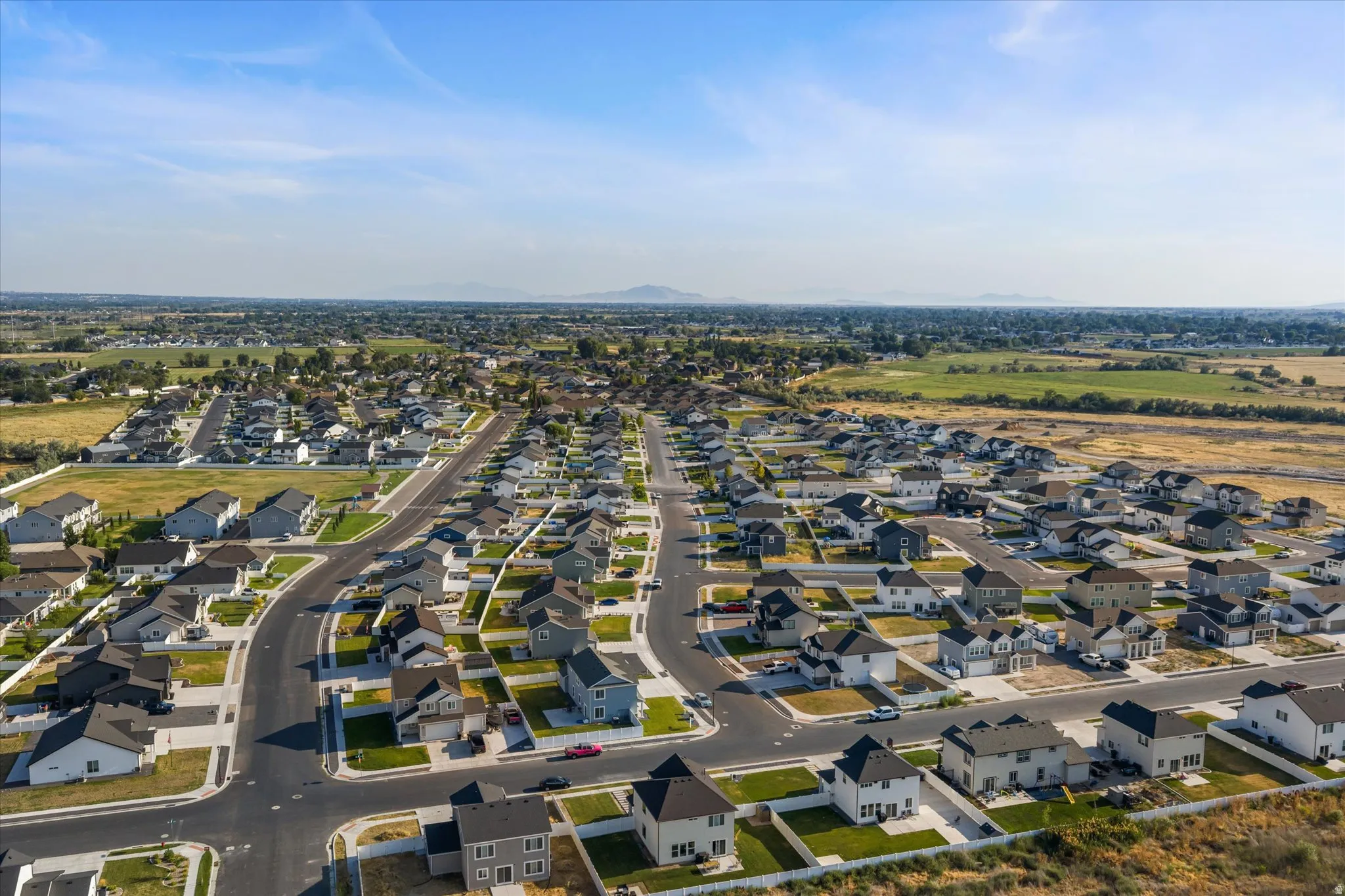 Residential development featuring varied architectural styles and cul-de-sac streets