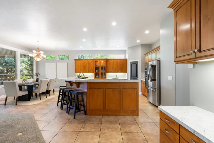 The chef in your family will enjoy this updated and functional kitchen with semi-formal dining area.