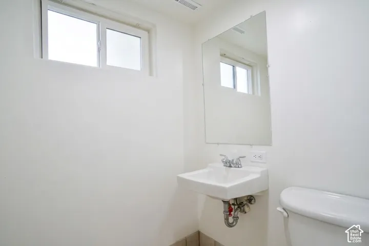 367 Overland Rd, Tooele, Utah 84074