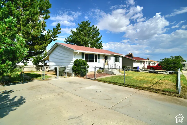367 Overland Rd, Tooele, Utah 84074