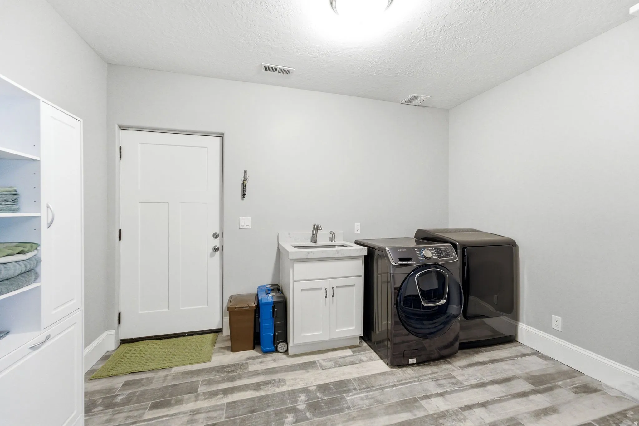 ADU-separate entrance and dedicated laundry room