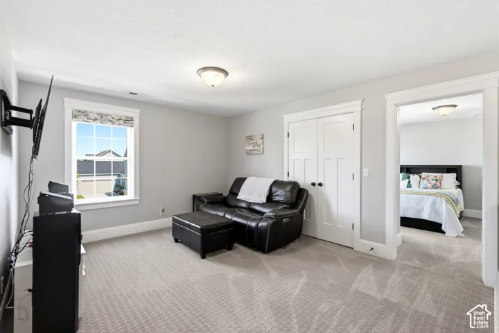 Spacious upper level-2nd family room