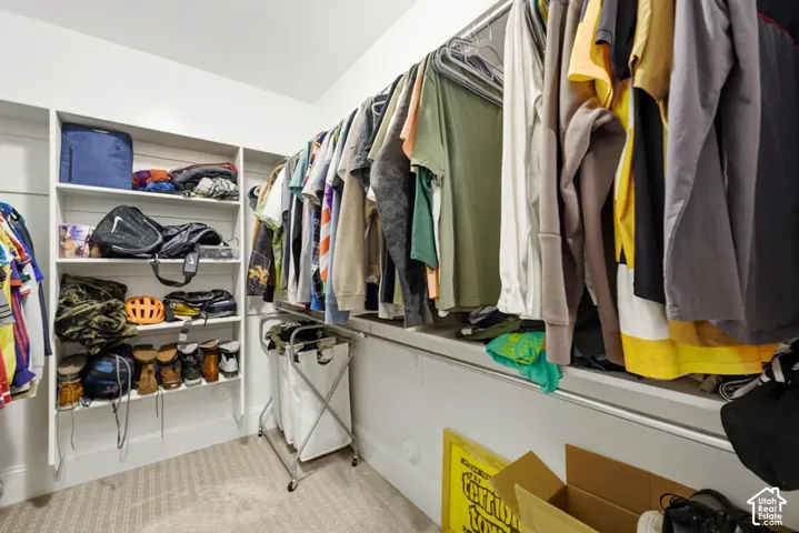 ADU-Lower level bedroom walk-in closet