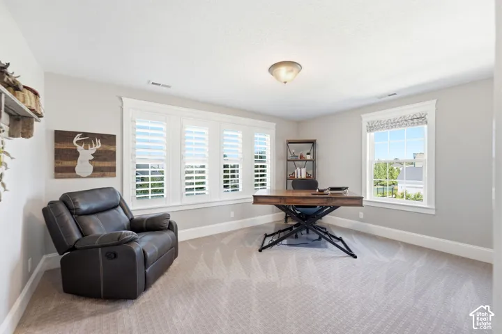 Upper level bedroom 2