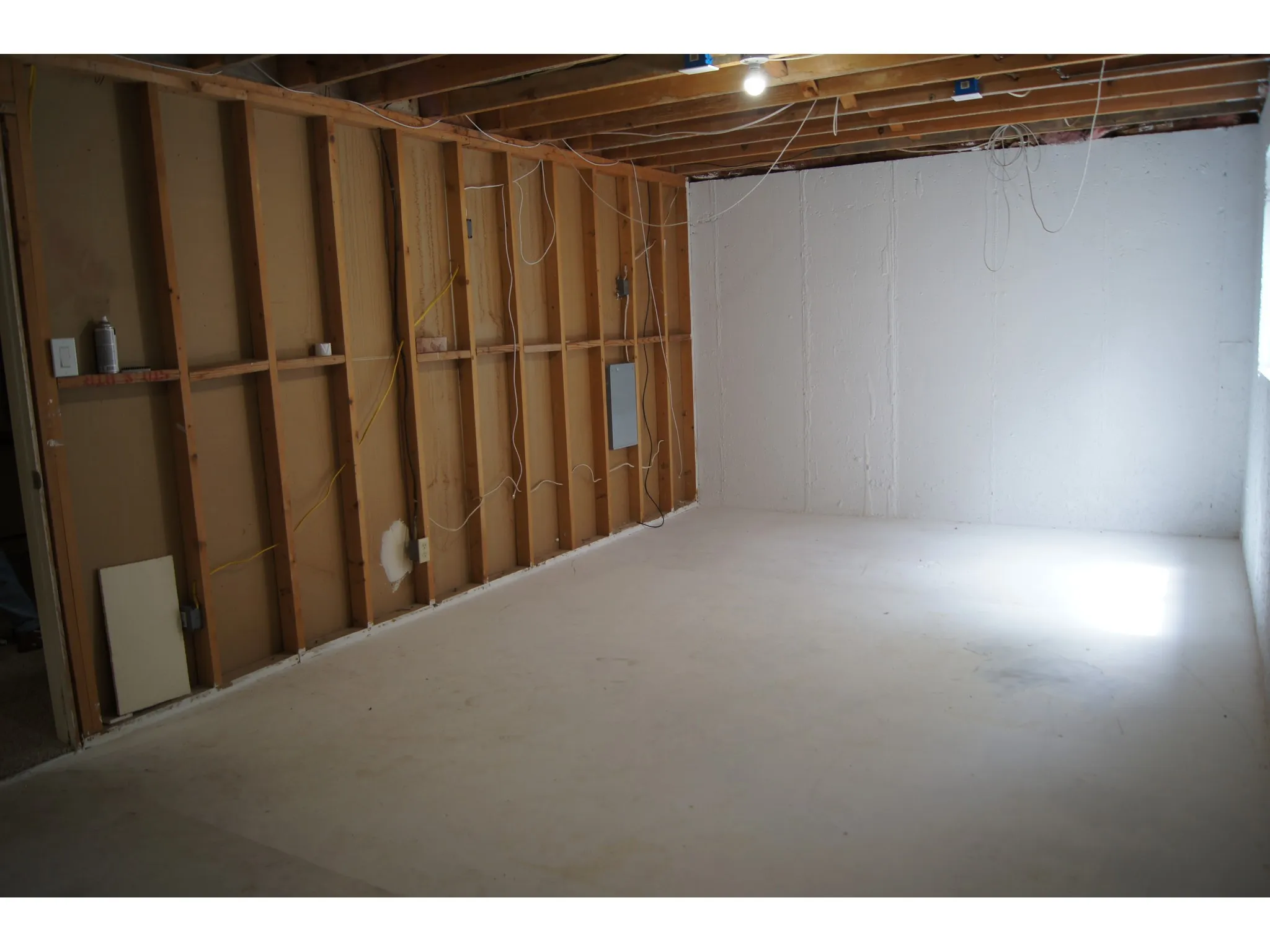 Unfinished basement offering substantial open space