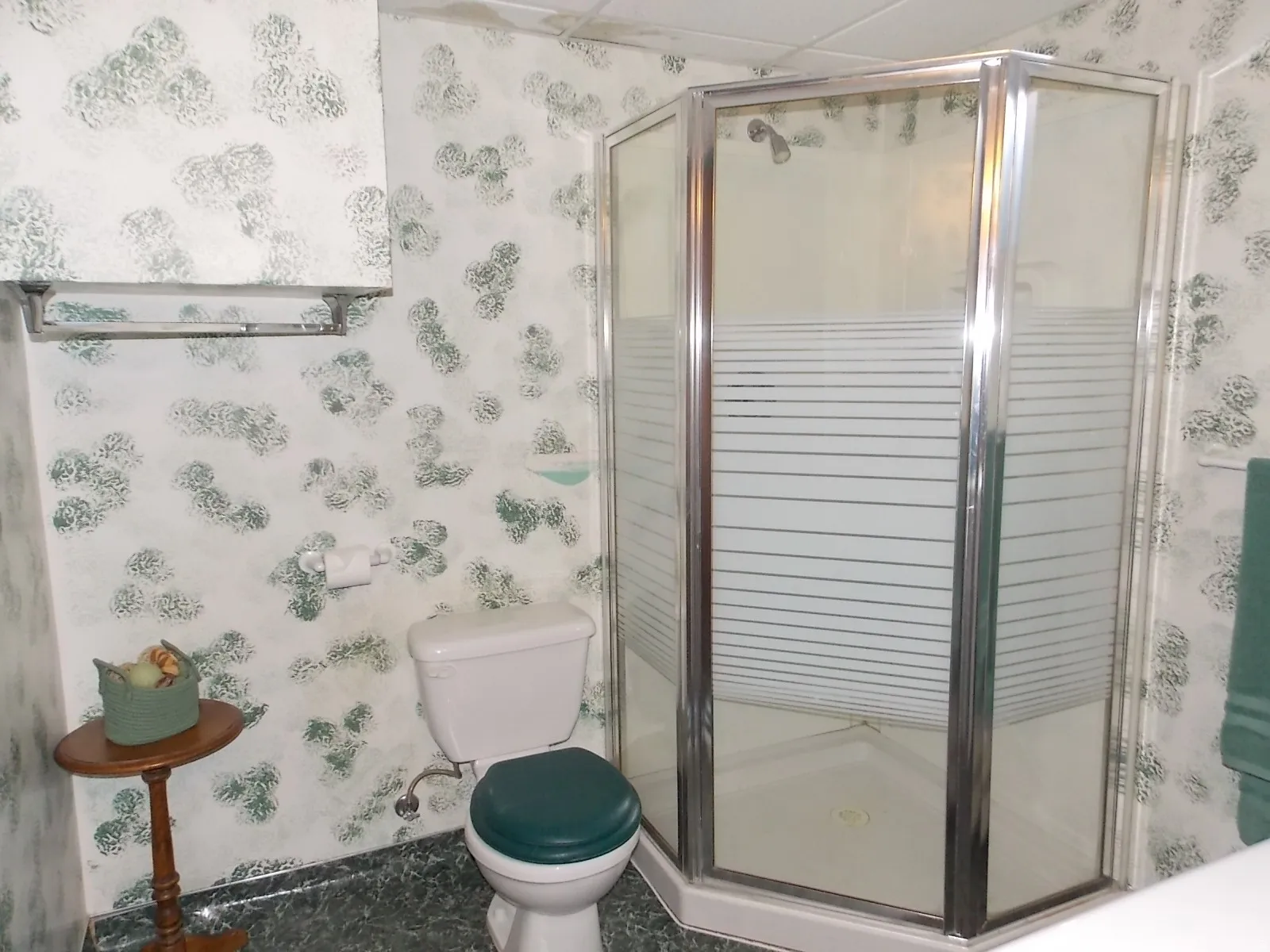 laundry and 1.75 bath